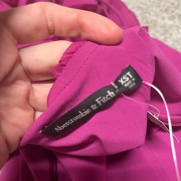 NWT Abercrombie All Over Ruffle Mini Dress Magenta Pink Sleeveless XS Tall XST - Picture 7 of 7